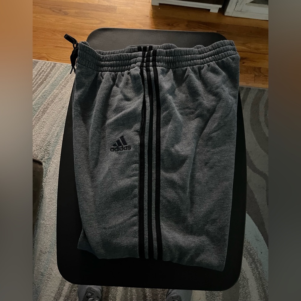 Sweat pants
